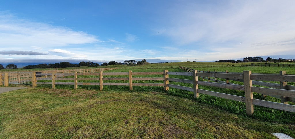 12 Roma WAY, Waitarere, Levin - Carousel 2