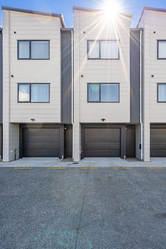 22 Tukari Lane, Mangere Bridge, Auckland - Carousel 1