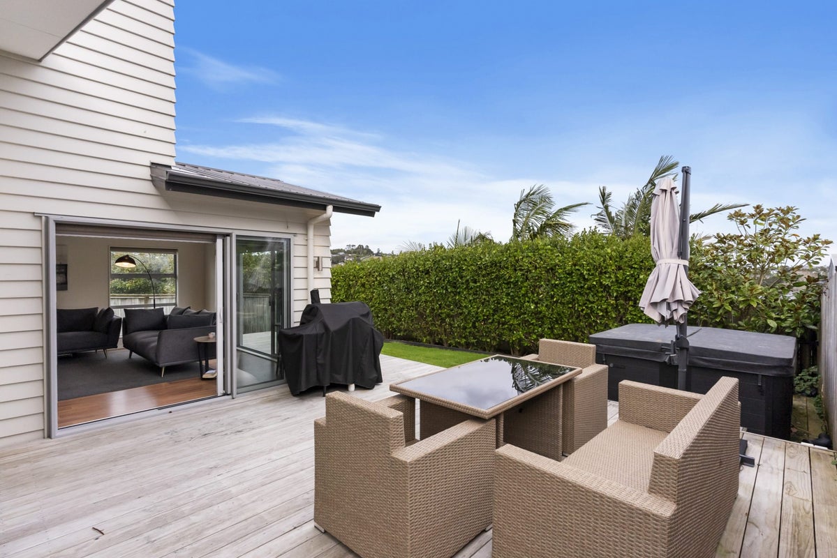 135 Vipond Road, Stanmore Bay, Whangaparaoa - Carousel 2