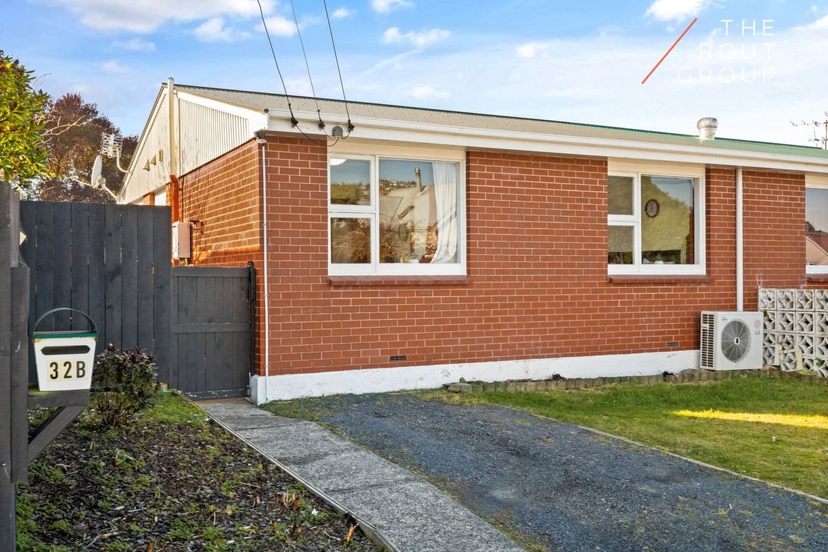 32B Eastbourne Street, Caversham, Dunedin - Carousel 2