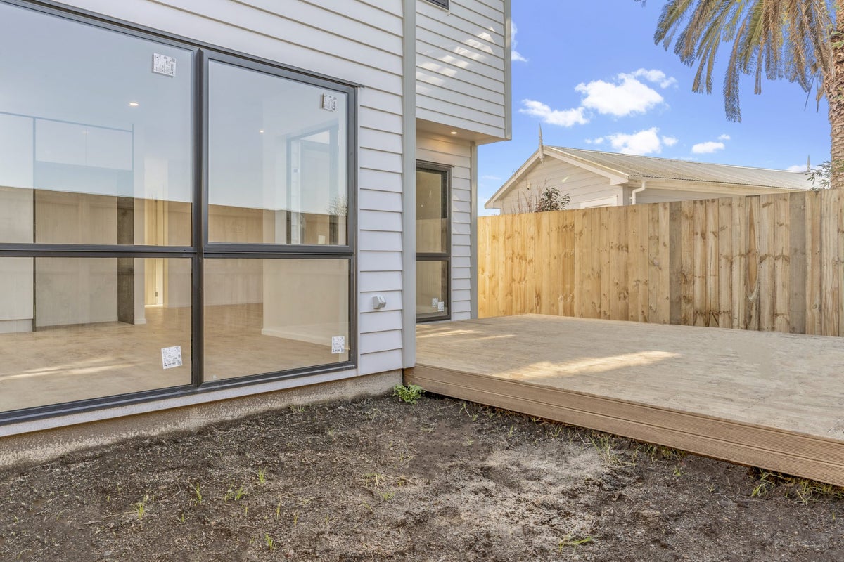 57A Seabrook Avenue, New Lynn, Auckland - Carousel 14
