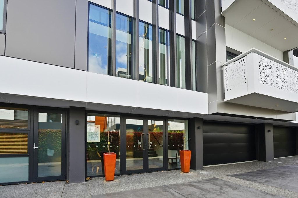 2/30 Peterborough Street, Christchurch Central, Christchurch - Carousel 2