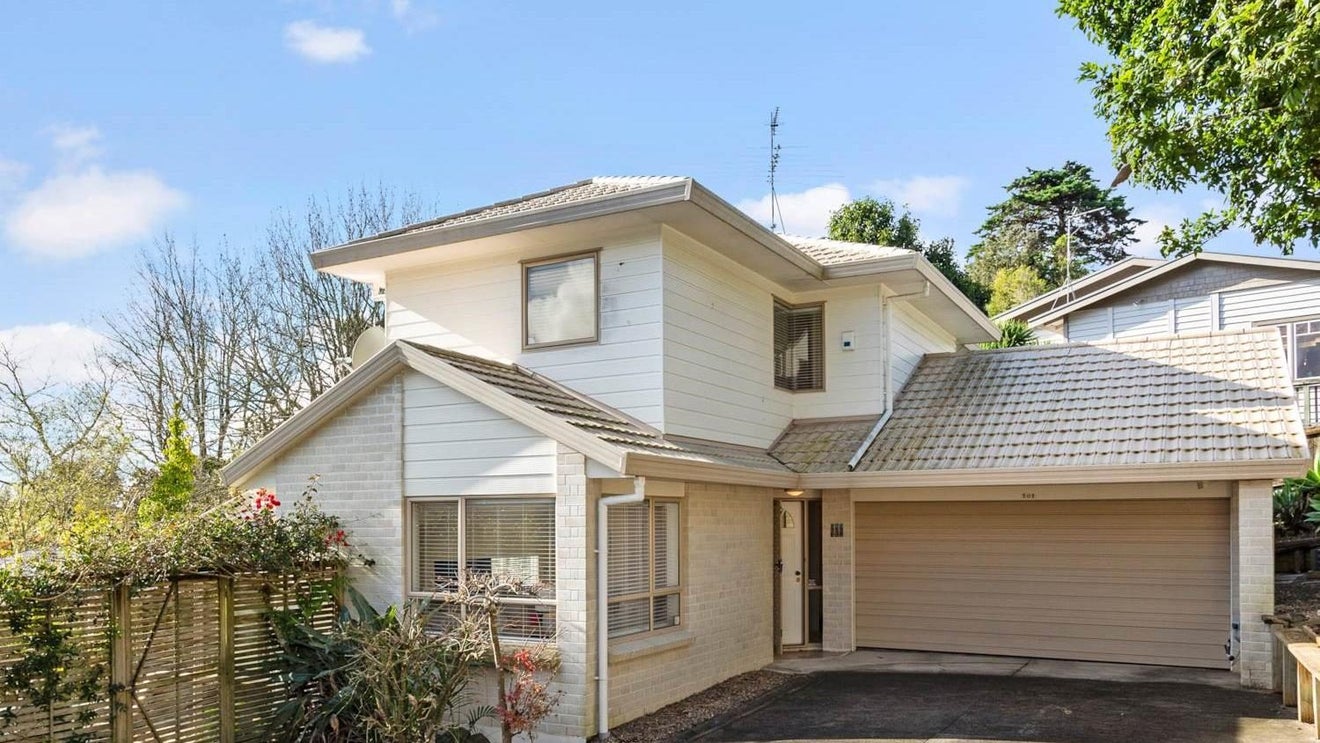 101 Carlisle Road, Torbay, Auckland - Carousel 1