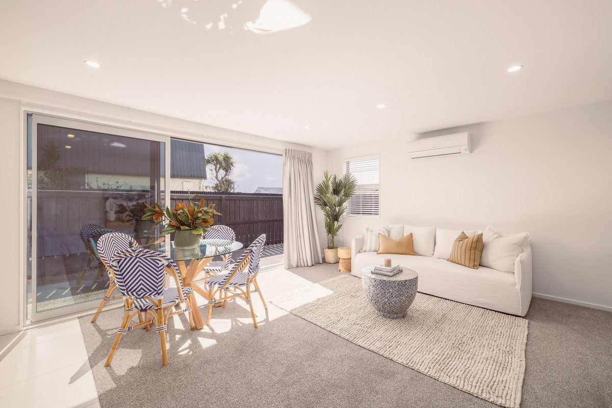 1/118 Oram Avenue, New Brighton, Christchurch - Carousel 1