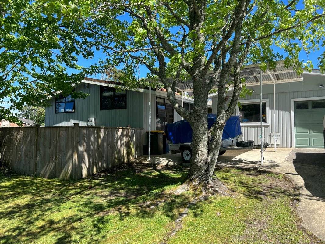 34 Oreil Avenue, West Harbour, Auckland - Carousel 2