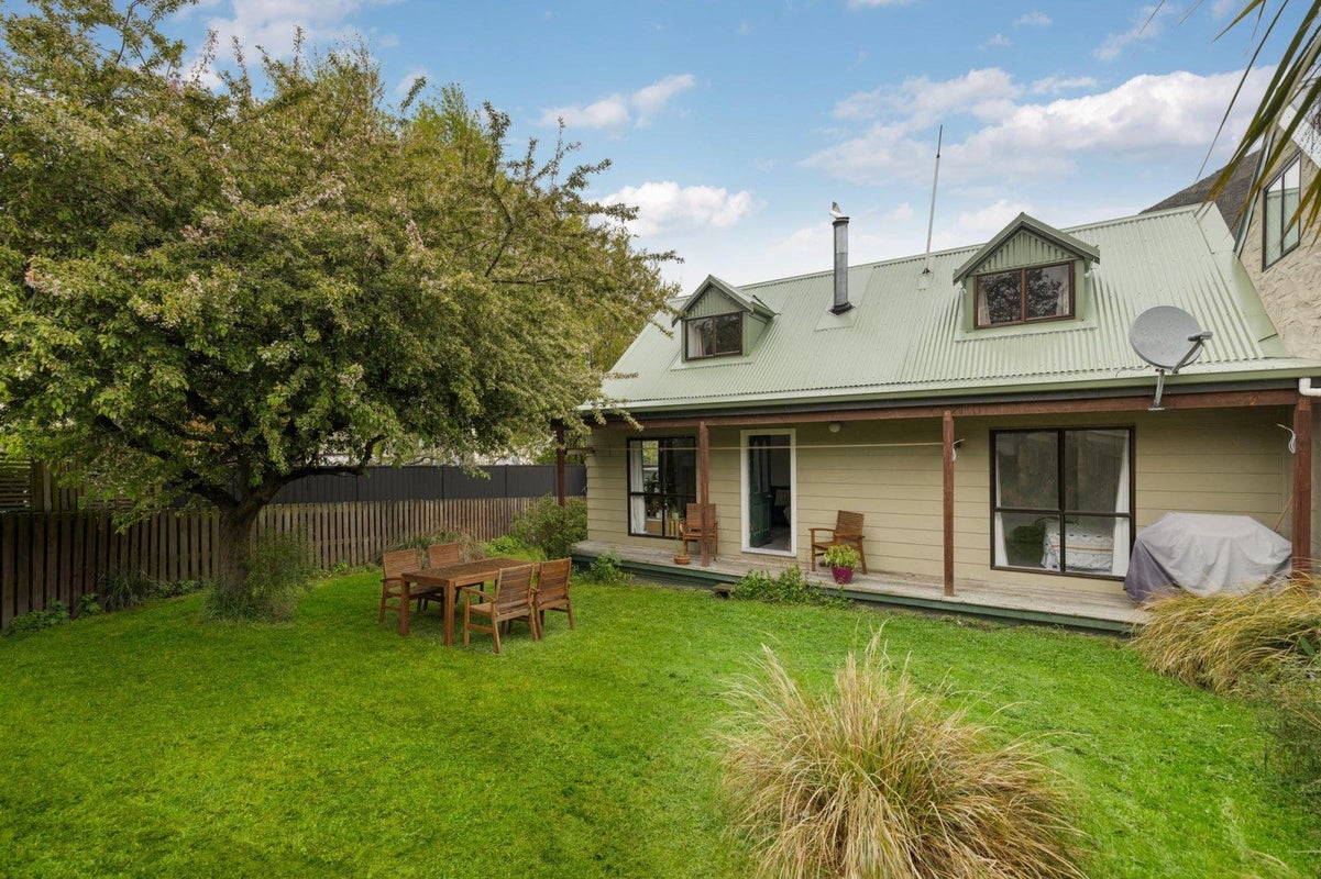 21B Alta Place, Frankton, Queenstown - Carousel 1