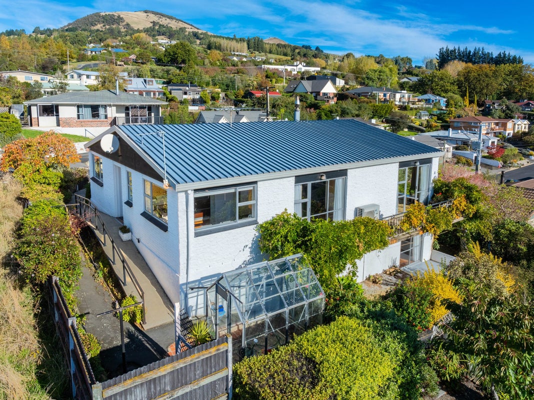 19 Clyde Street, Kinmont Park, Mosgiel - Carousel 1