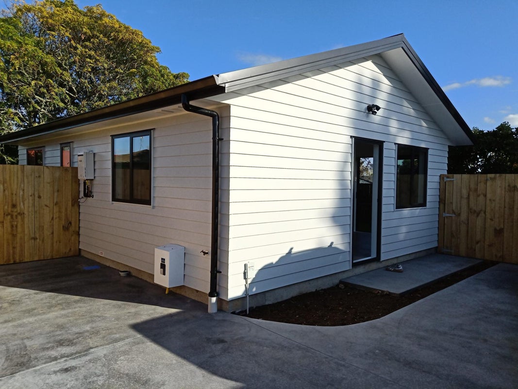 37 Sefton Crescent, Chartwell, Hamilton - Carousel 1