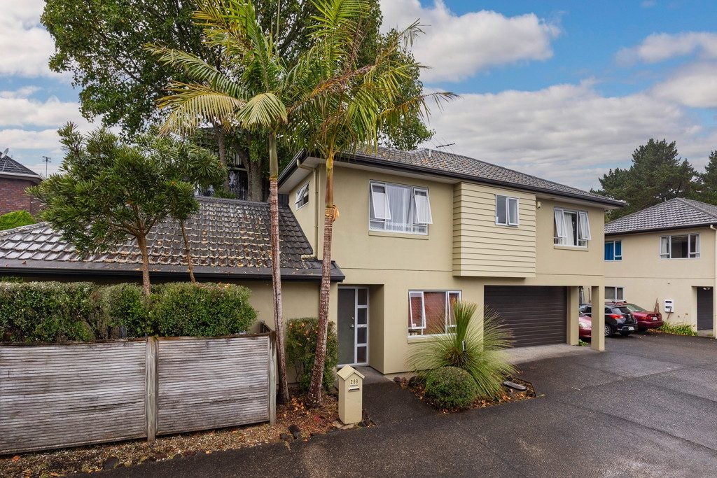28B Fairlands Avenue, Waterview, Auckland - Carousel 2