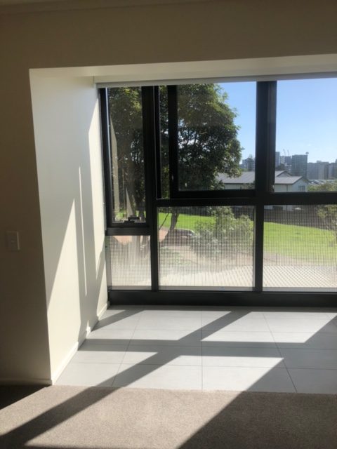 2R/16 Burton Street, Grafton, Auckland - Carousel 12