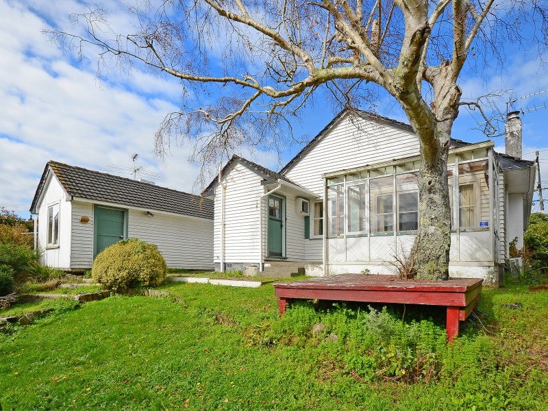 26 Courtenay Road, Heretaunga, Upper Hutt - Carousel 2
