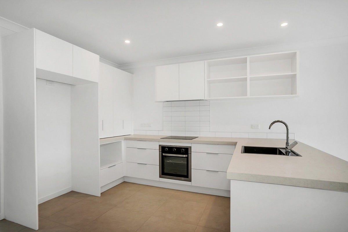 27C O'Meara Street, Swanson, Auckland - Carousel 2