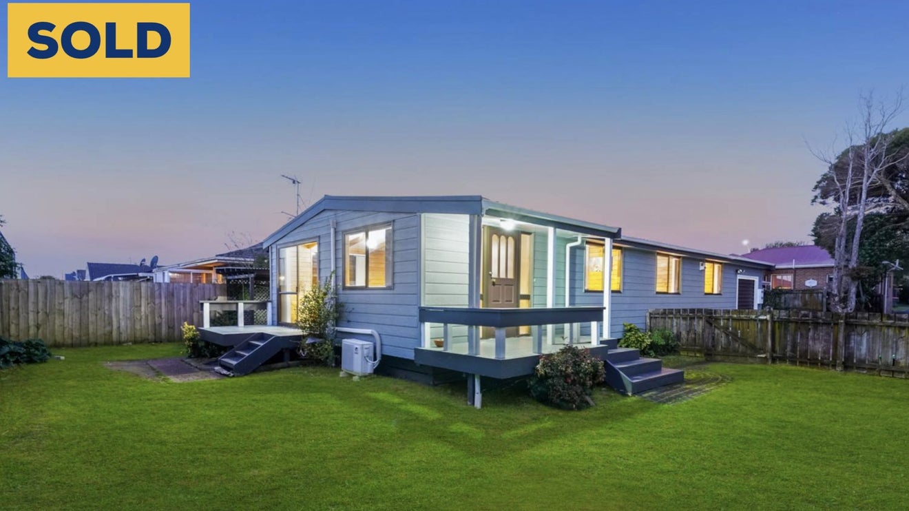 64A Glen Avenue, Papatoetoe, Auckland - Carousel 1