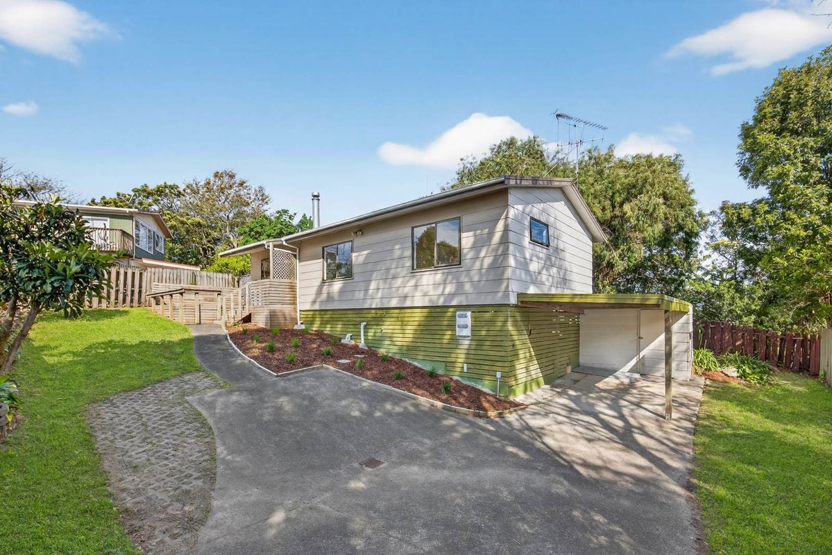 3/203 Sunnynook Road, Wairau Valley, Auckland - Carousel 1