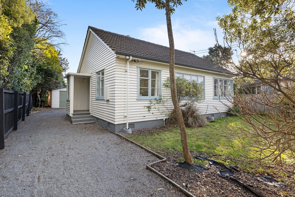 15 Denvir Street, Strowan, Christchurch - Carousel 1