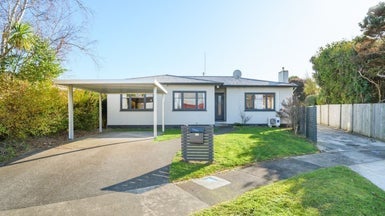 25 Newhaven Place, Roslyn, Palmerston North - Carousel 1