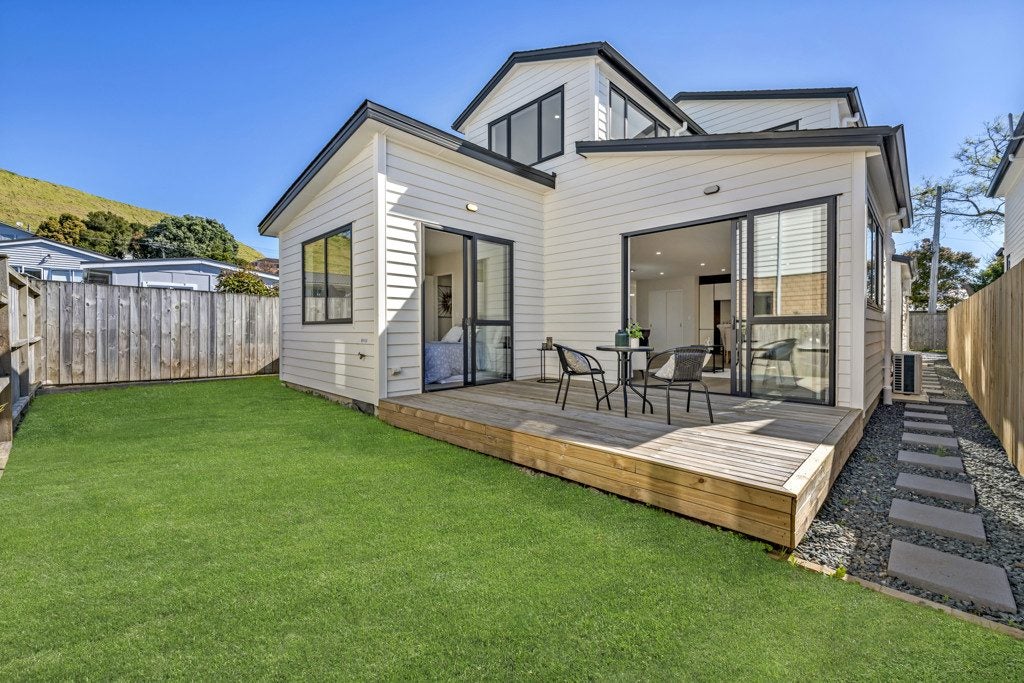 52B Taylor Road, Mangere Bridge, Auckland - Carousel 2