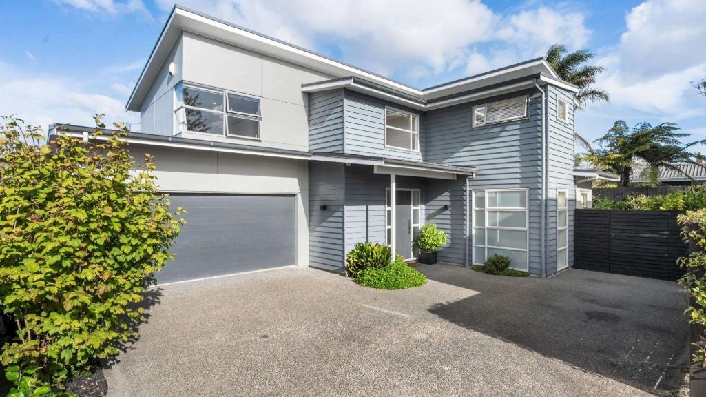 44A Alverston Street, Waterview, Auckland - Carousel 1