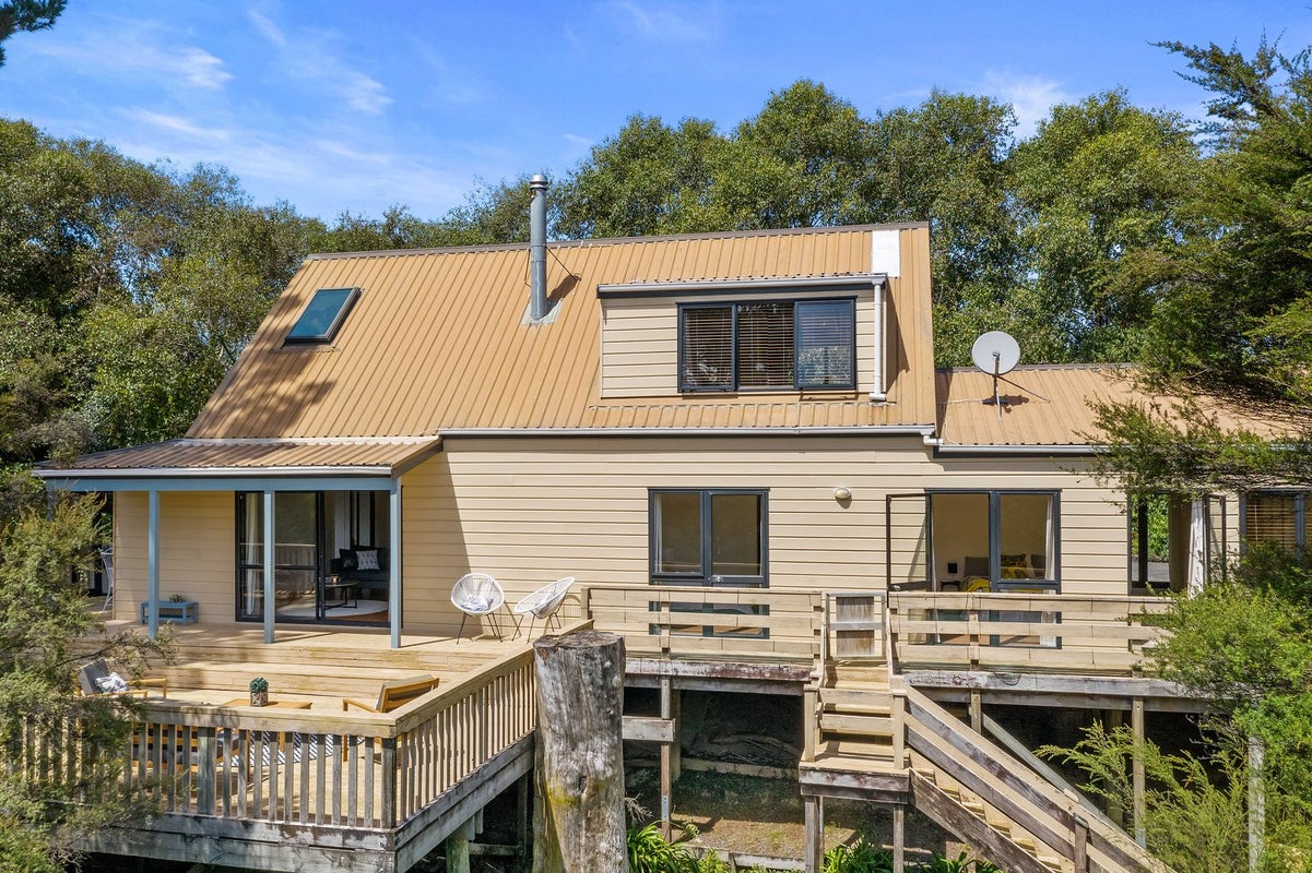 144 Lonely Track Road, Redvale, Auckland - Carousel 2