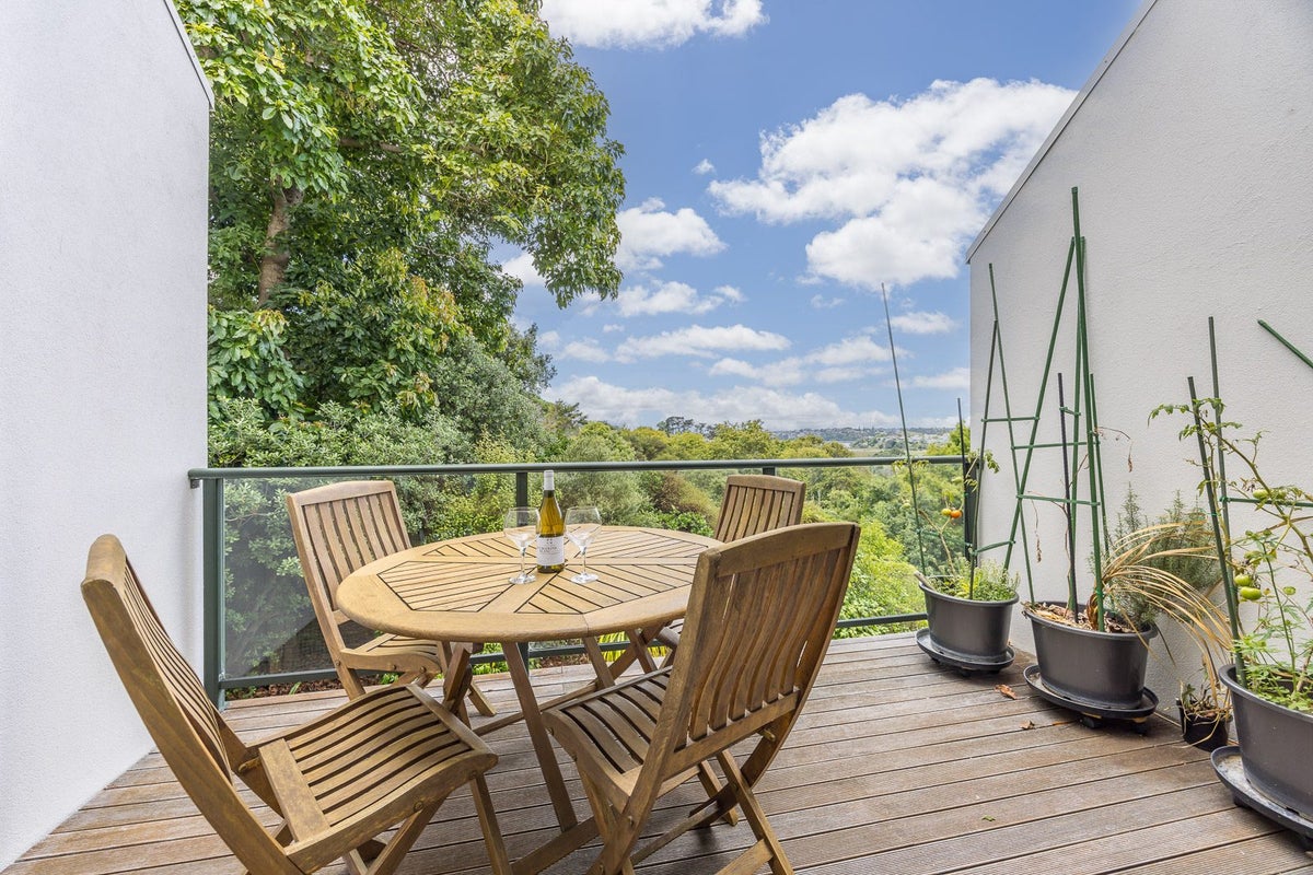 3F Laxon Terrace, Remuera, Auckland - Carousel 1