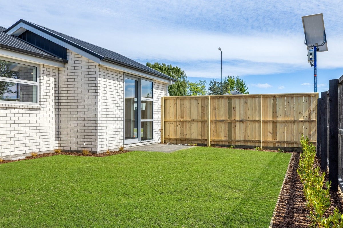 81 Akoranga Place, Hornby, Christchurch - Carousel 16