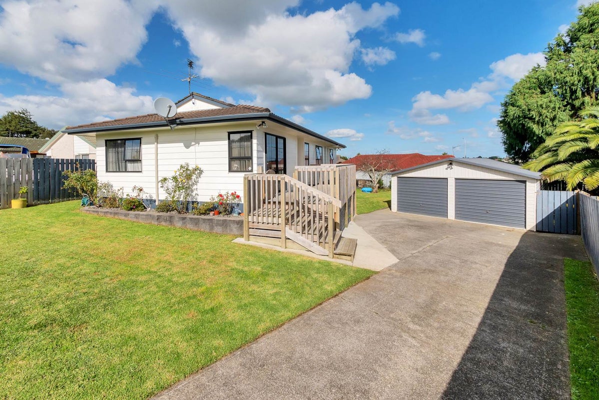 5 Zurich Place, Weymouth, Auckland - Carousel 1