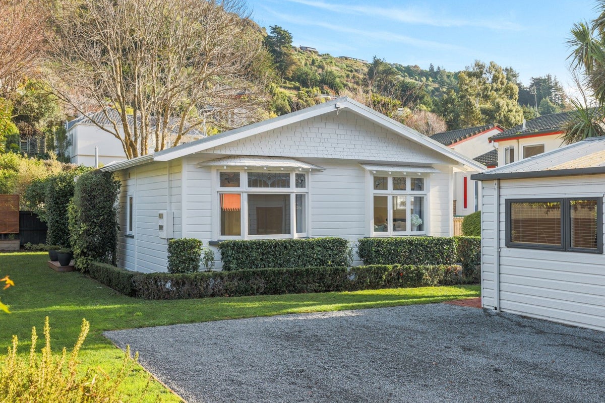 86 Bowenvale Avenue, Cashmere, Christchurch - Carousel 1