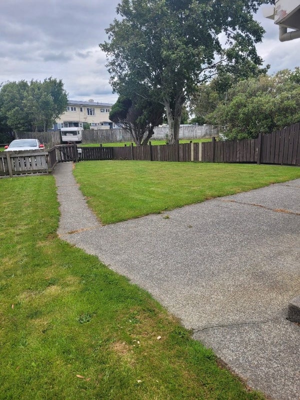 17 Lithgow Place East, Glengarry, Invercargill - Carousel 2