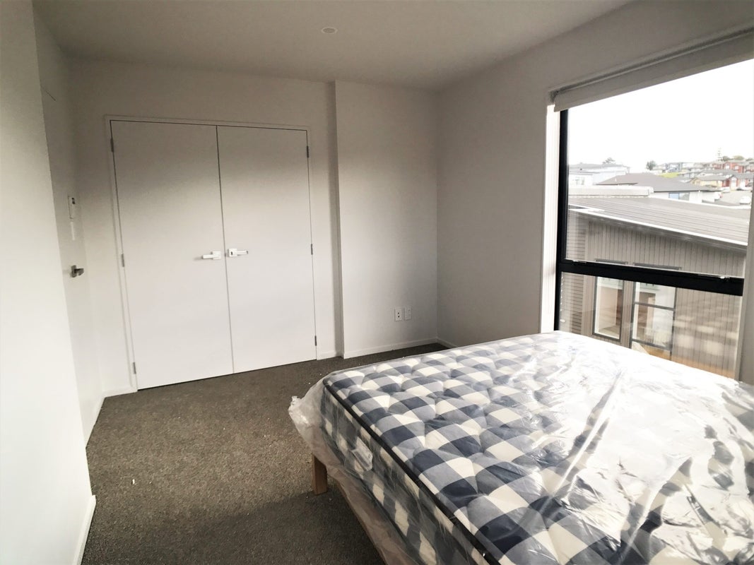 1 Kanona Way, Albany Heights, Auckland - Carousel 2