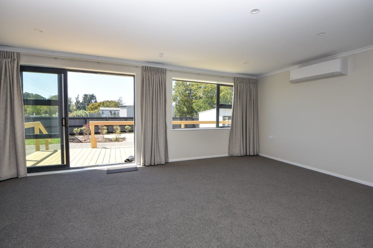 133B Lincoln Road, Carterton, Carterton - Carousel 2