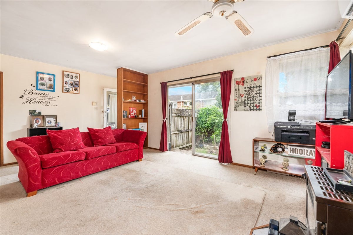 87B Edmonton Road, Henderson, Auckland - Carousel 2