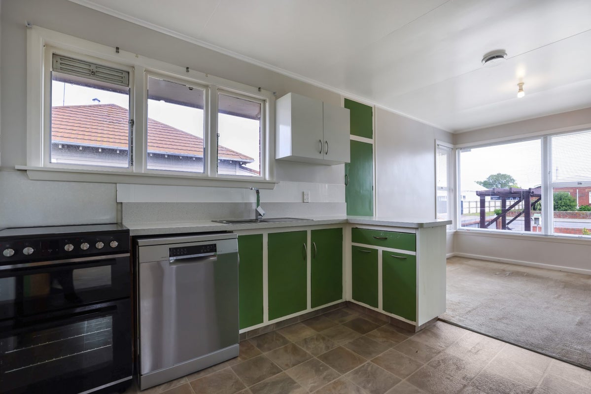 68 Cambridge Street, Hampstead, Ashburton - Carousel 2