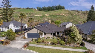 40 Sunningdale Drive, Stoke, Nelson - Carousel 1