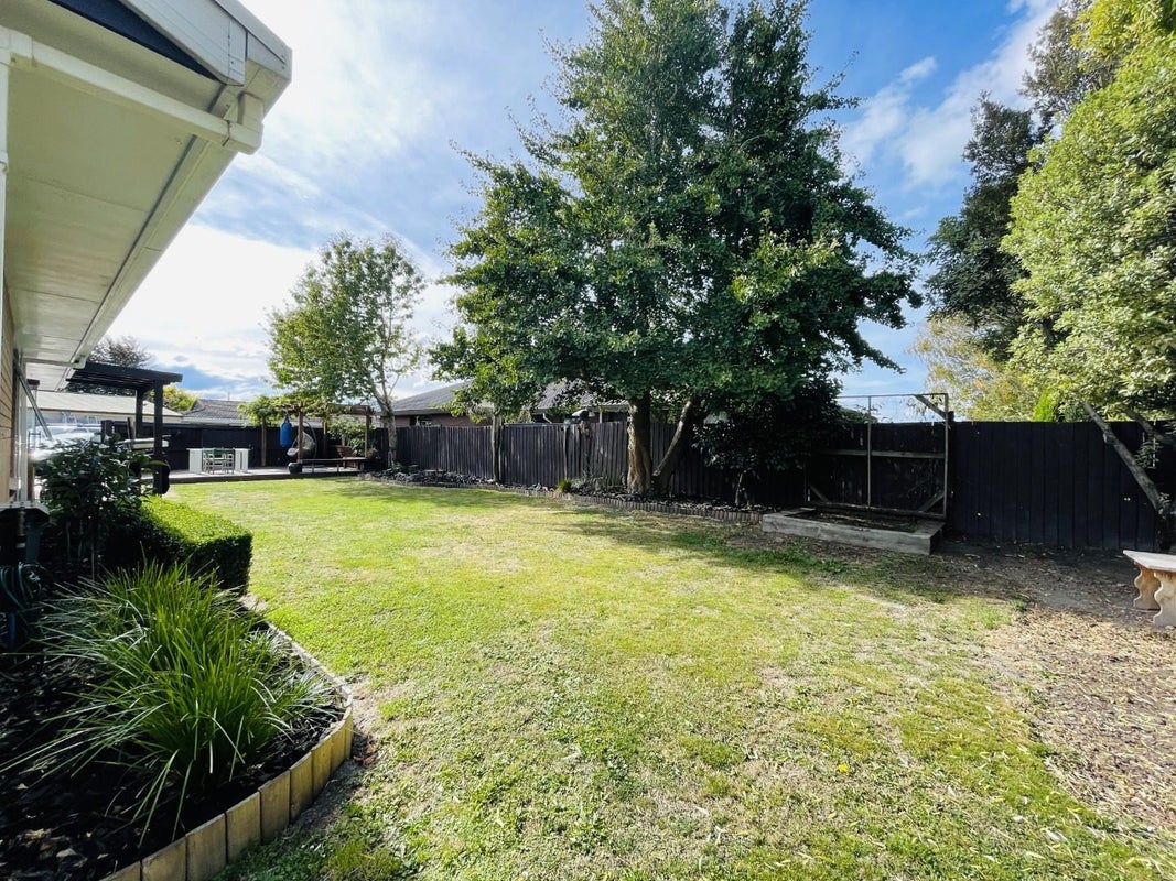 14B Castile Place, Belfast, Christchurch - Carousel 2