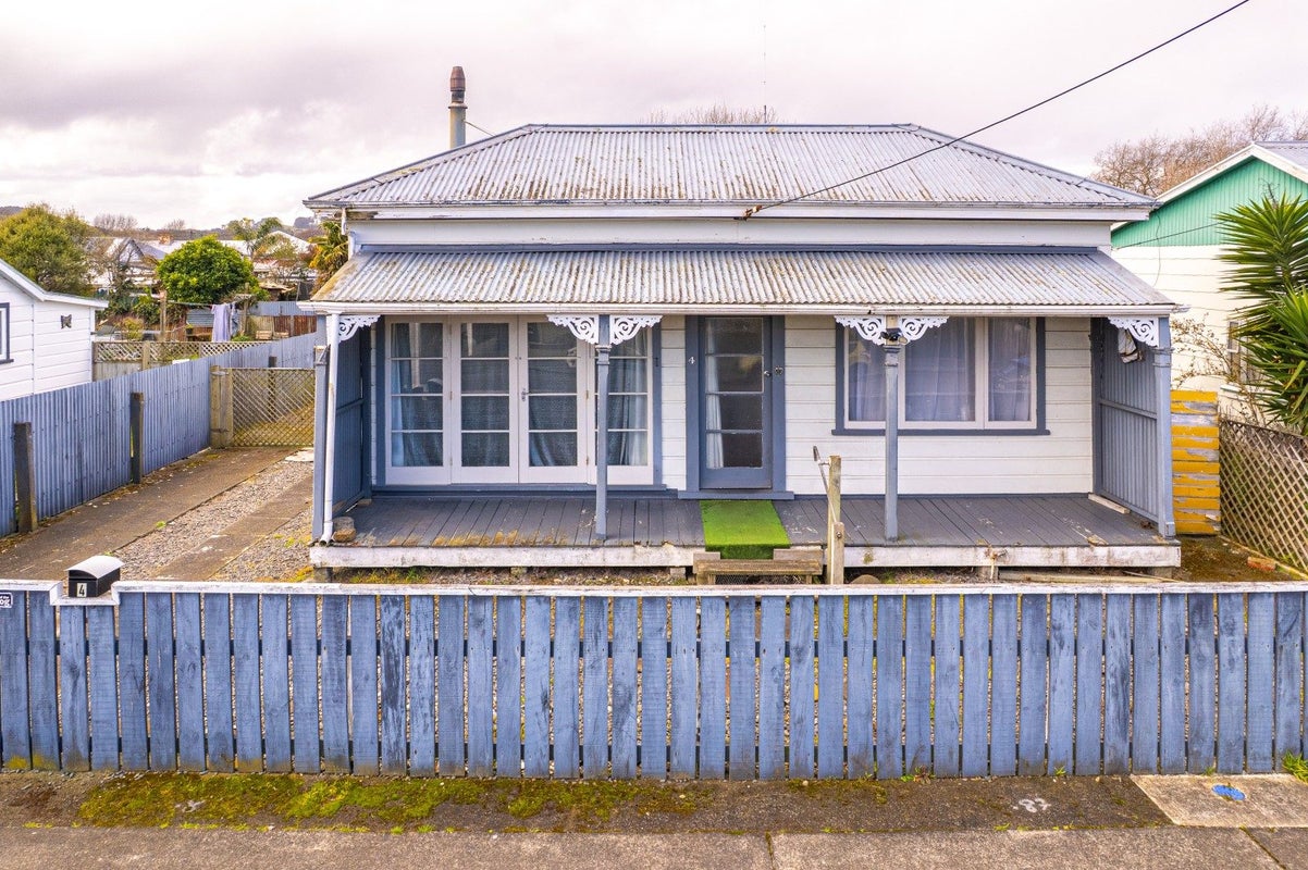 4 Lowther Street, Whanganui Central, Whanganui, Manawatu / Whanganui - Carousel 2