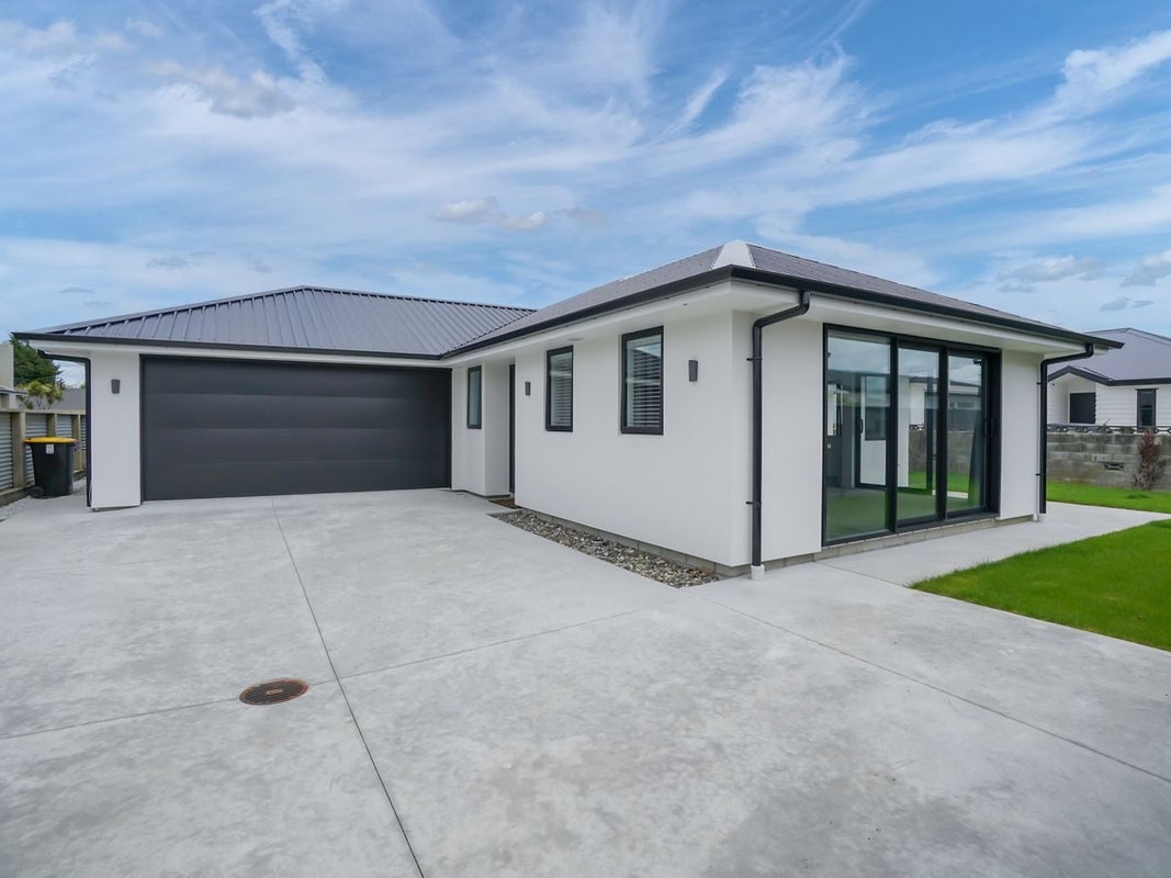 27 Renfrew Street, Waikiwi, Invercargill - Carousel 1