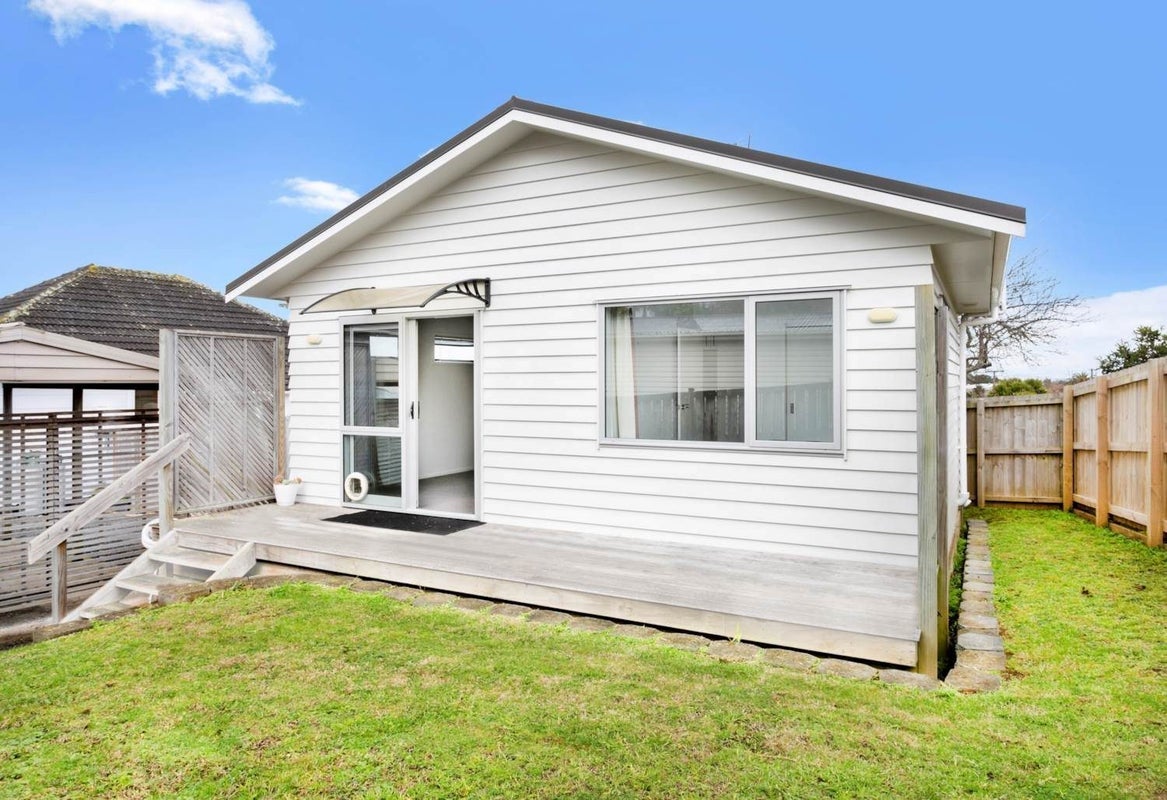 6 Te Koa Road, Panmure, Auckland - Carousel 1