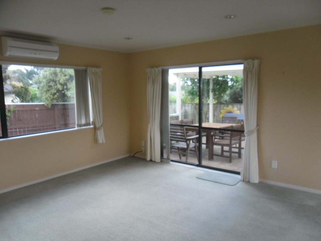 143 Realm Drive, Paraparaumu - Carousel 2
