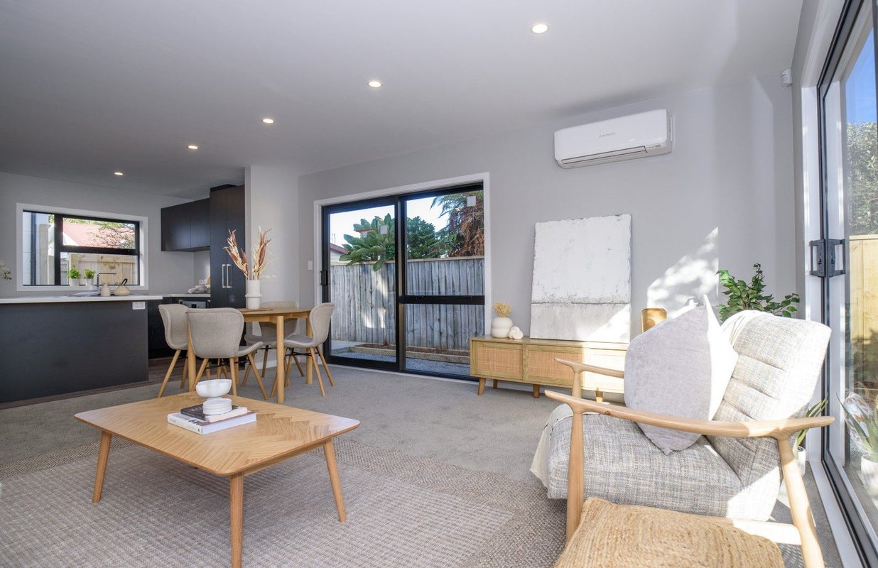 12/15 Brook Street, Waiwhetu, Lower Hutt - Carousel 1