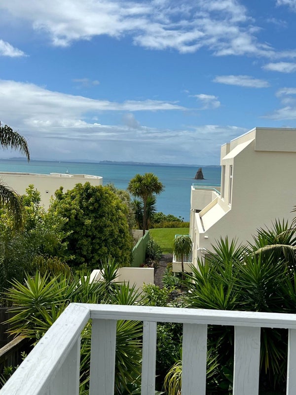 1033A Whangaparaoa Road, Tindalls Beach, Whangaparaoa - Carousel 1
