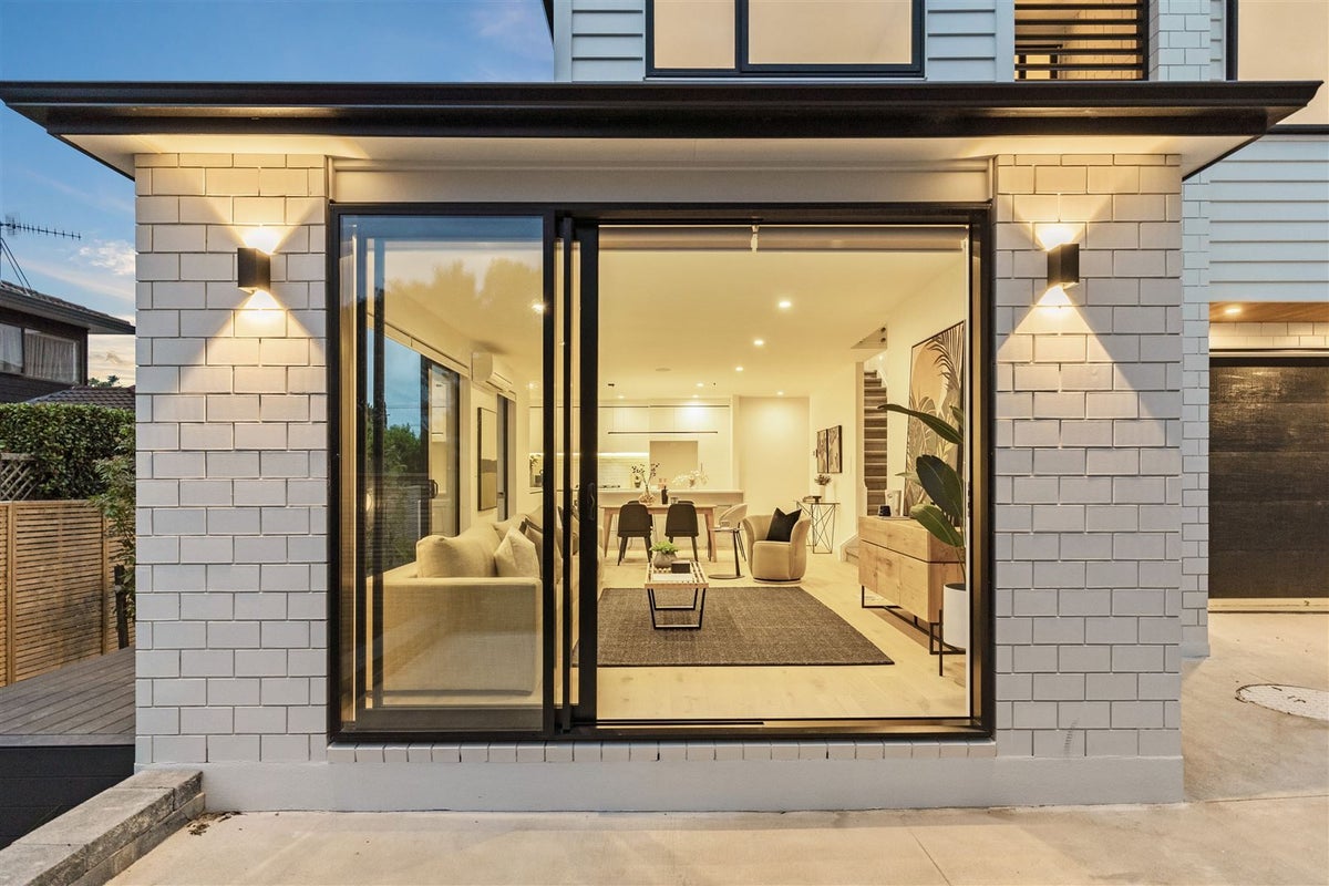 35B Corunna Road, Milford, Auckland - Carousel 2