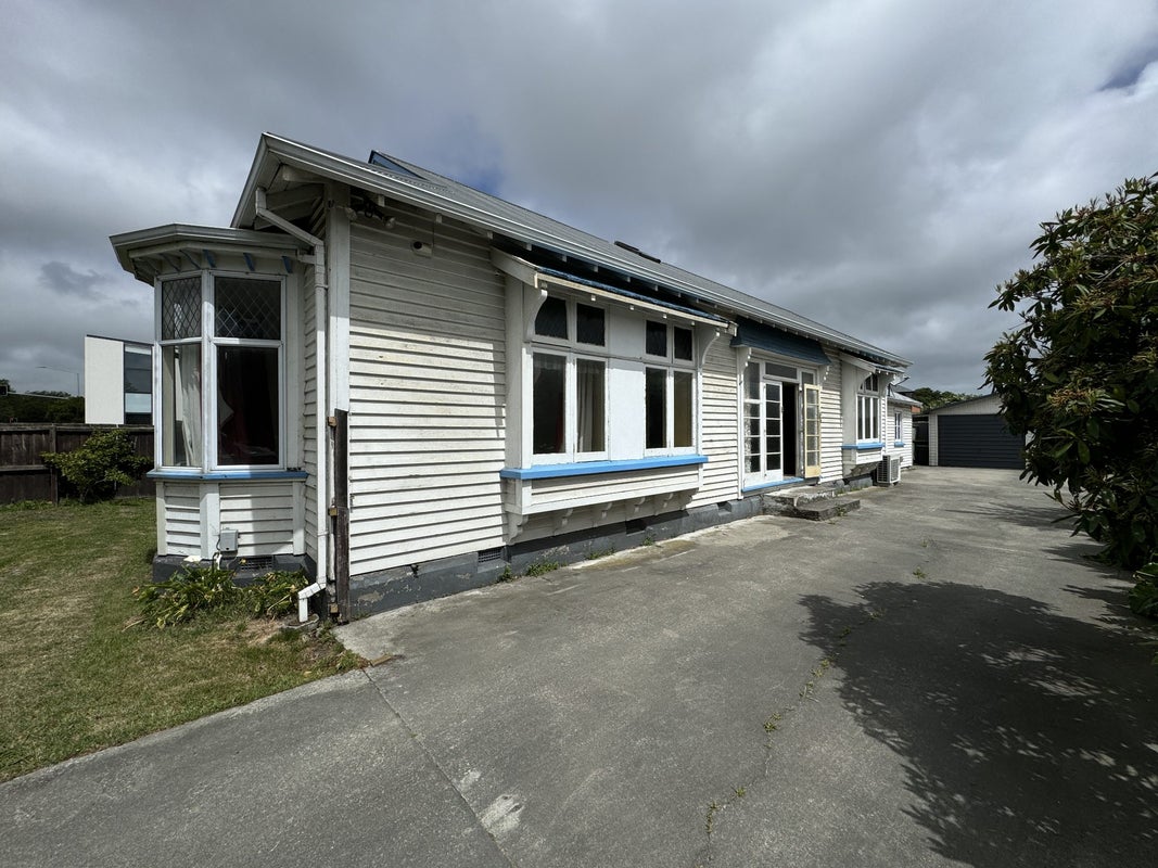11 Whiteleigh Avenue, Addington, Christchurch - Carousel 2