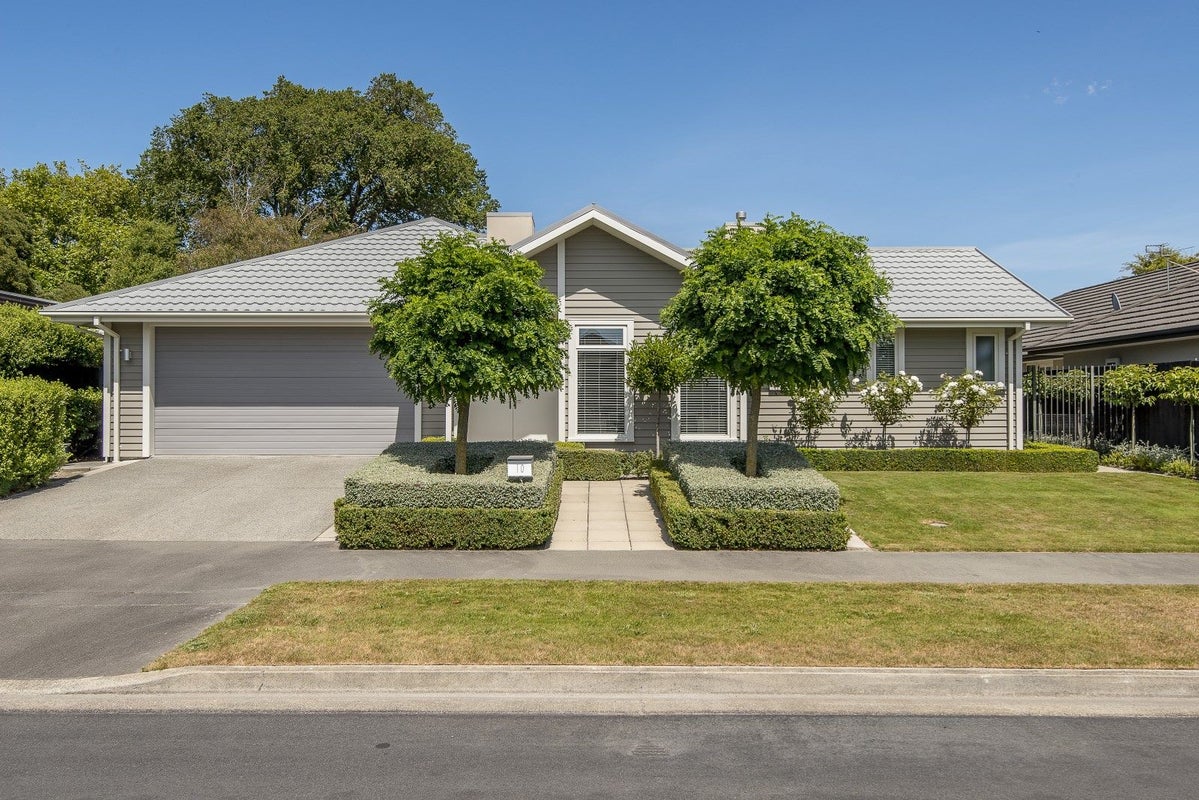 10 John Campbell Crescent, Hillmorton, Christchurch - Carousel 1