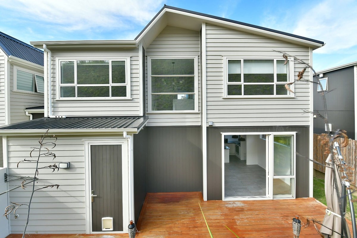 29 Sanremo Lane, Stanmore Bay, Whangaparaoa - Carousel 2