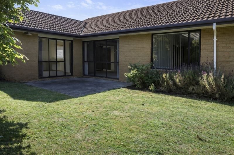 30 Kintyre Drive, Broomfield, Christchurch - Carousel 2