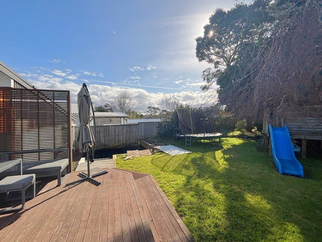 7 Redwood Drive, Massey, Auckland - Carousel 10