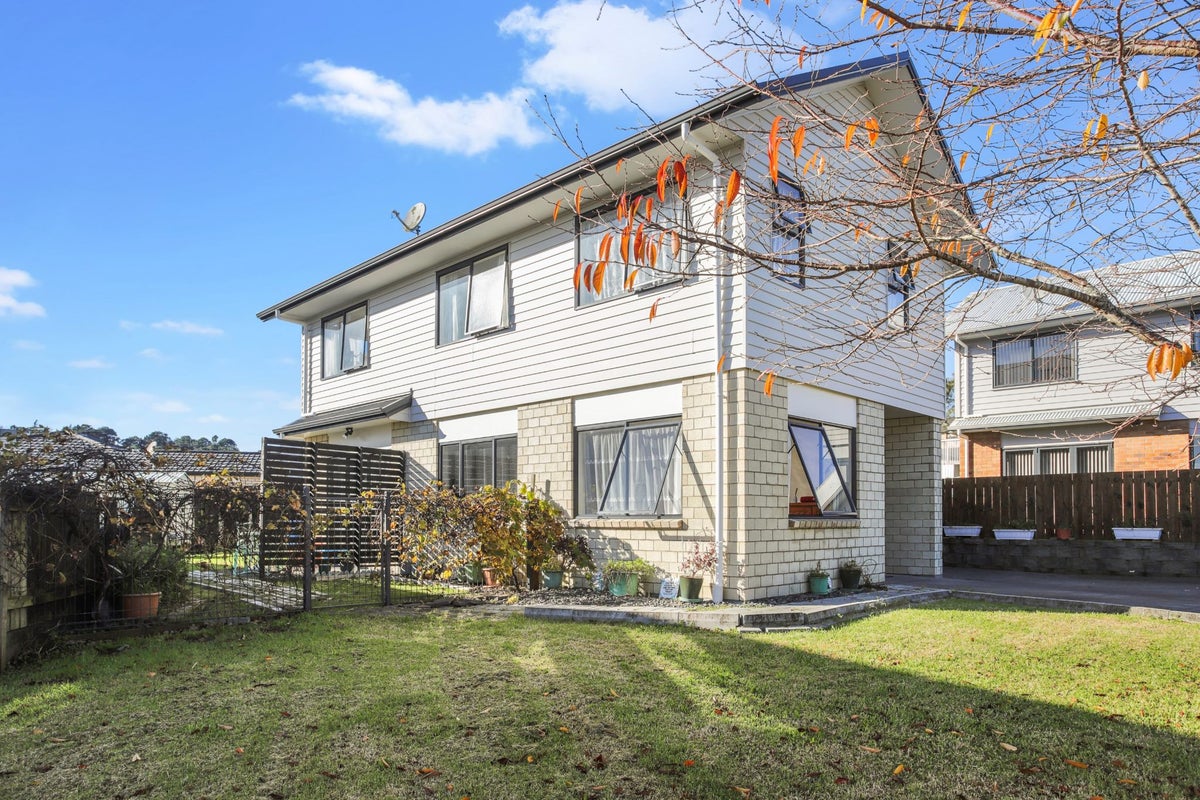 10 Foundation Place, Glen Eden, Auckland - Carousel 1