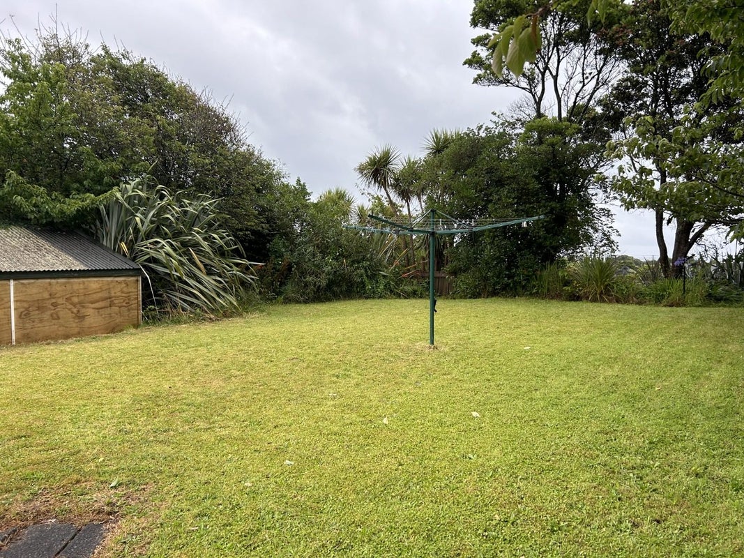 24 Firth Street, Cobden, Greymouth - Carousel 13