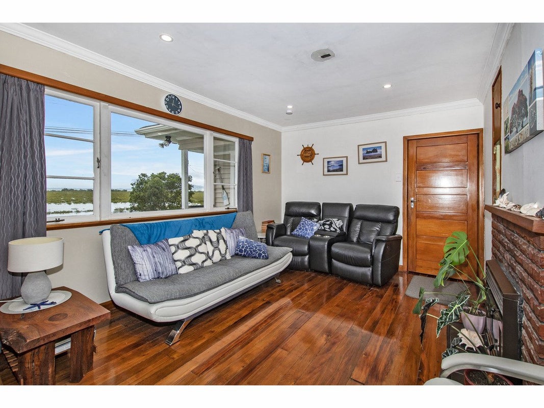25 Whangarei Heads Road, Onerahi, Whangarei - Carousel 1