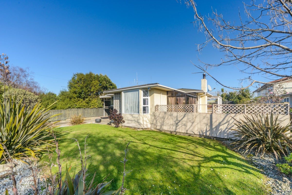 22 Langley Avenue, Milson, Palmerston North - Carousel 1